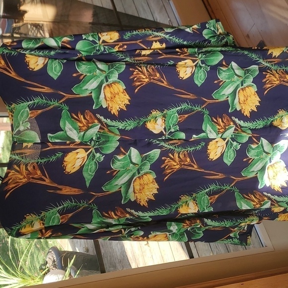 Hawaiian Themed Graphics Long Sleeve Maxi Lined Flowing Sz. 2X Dress - Picture 6 of 15
